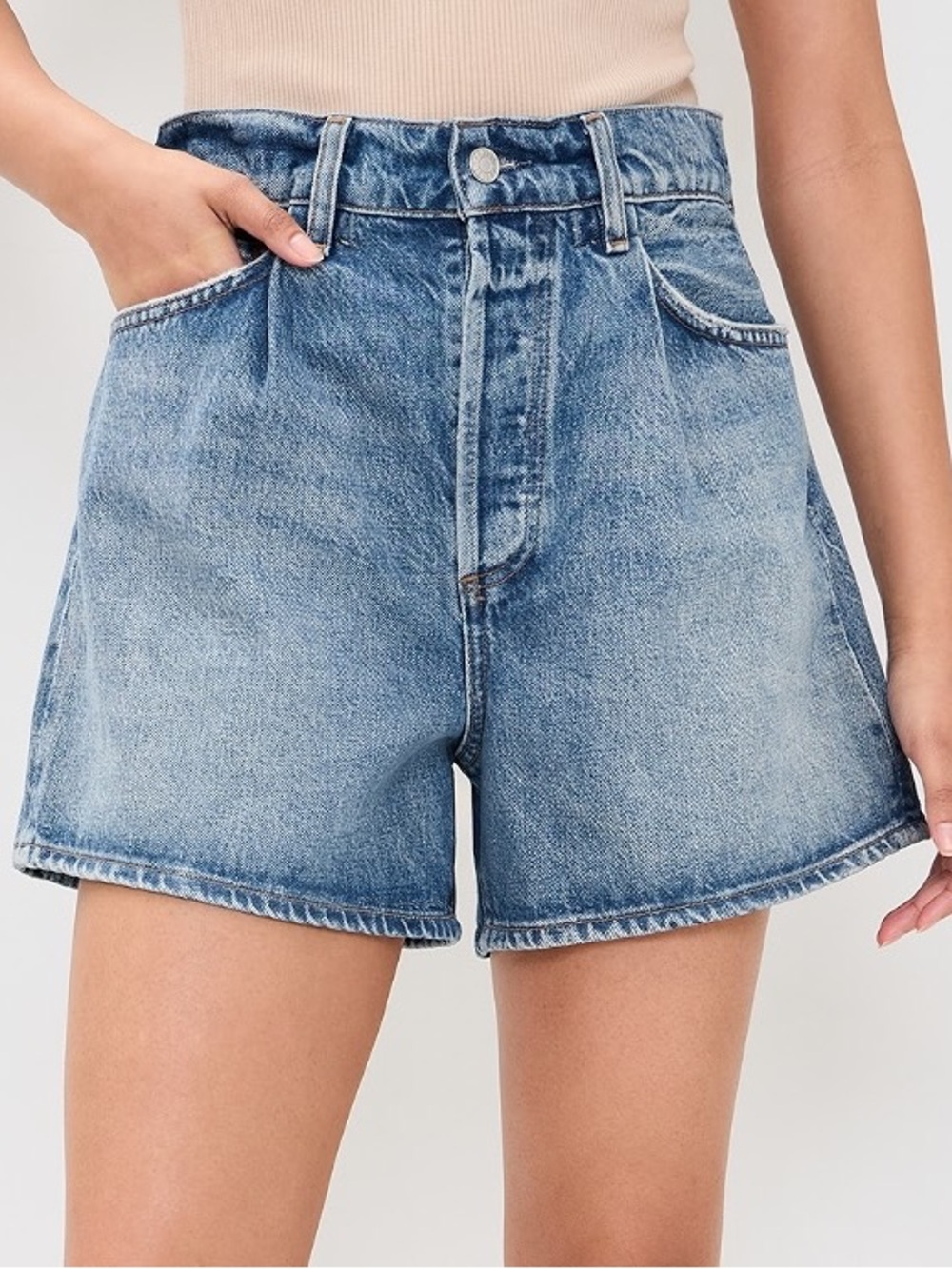 Free People Agolde Lyonne shorts 27 NWT $198 outbreak